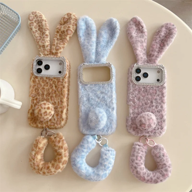 Funda de Peluche con Orejas de - Apple Iphone 15 Pro Max reseña y precio